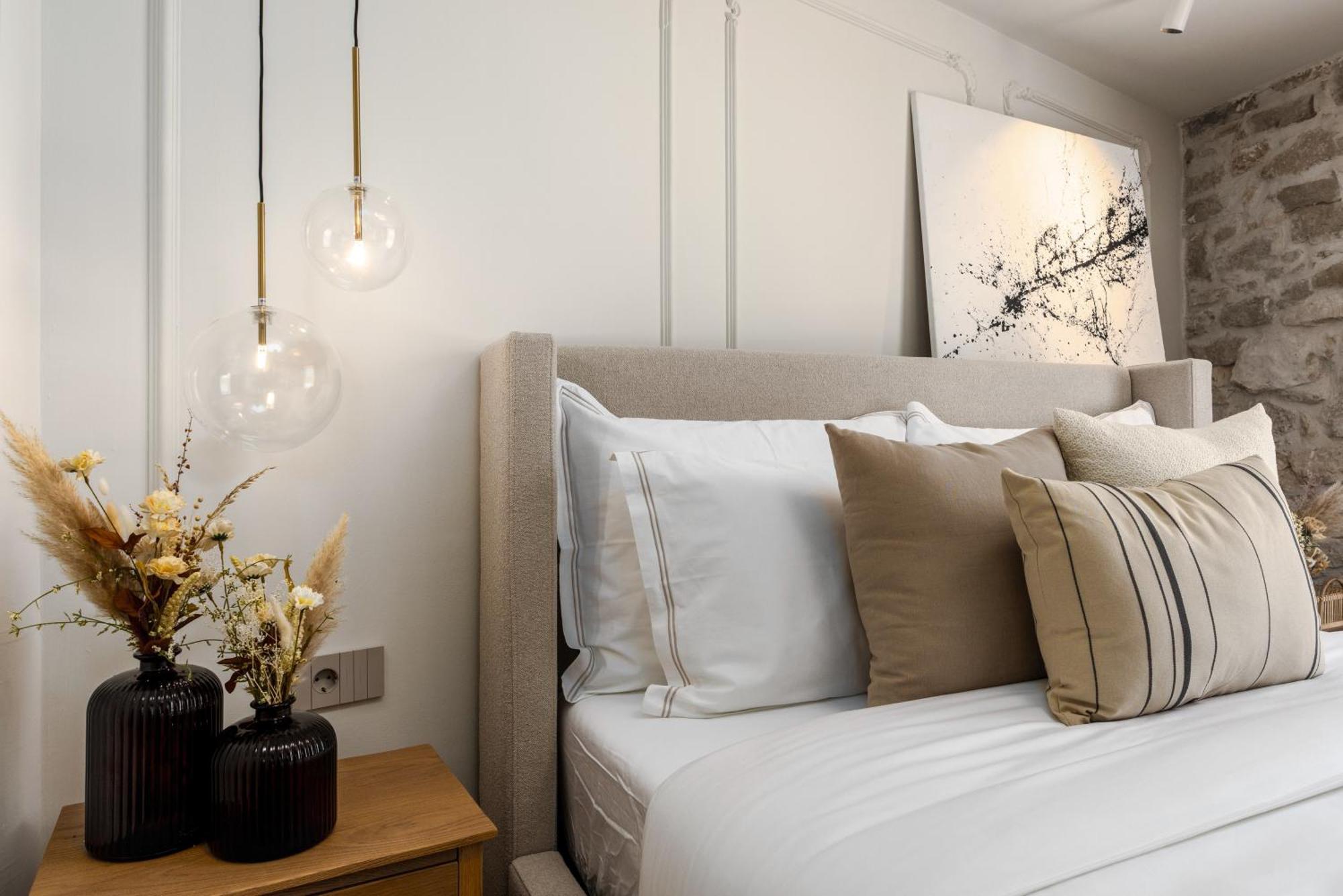 Silent Stone Apartment เวอร์ซาร์ ภายนอก รูปภาพ